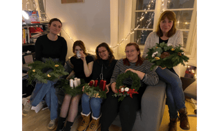 d5b4aa61560ae01e6fa4b2c70f9dec0d.jpg