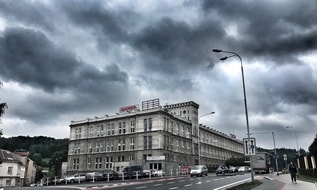 LP9NOJDVA1YHbudova5153192258932.jpeg
