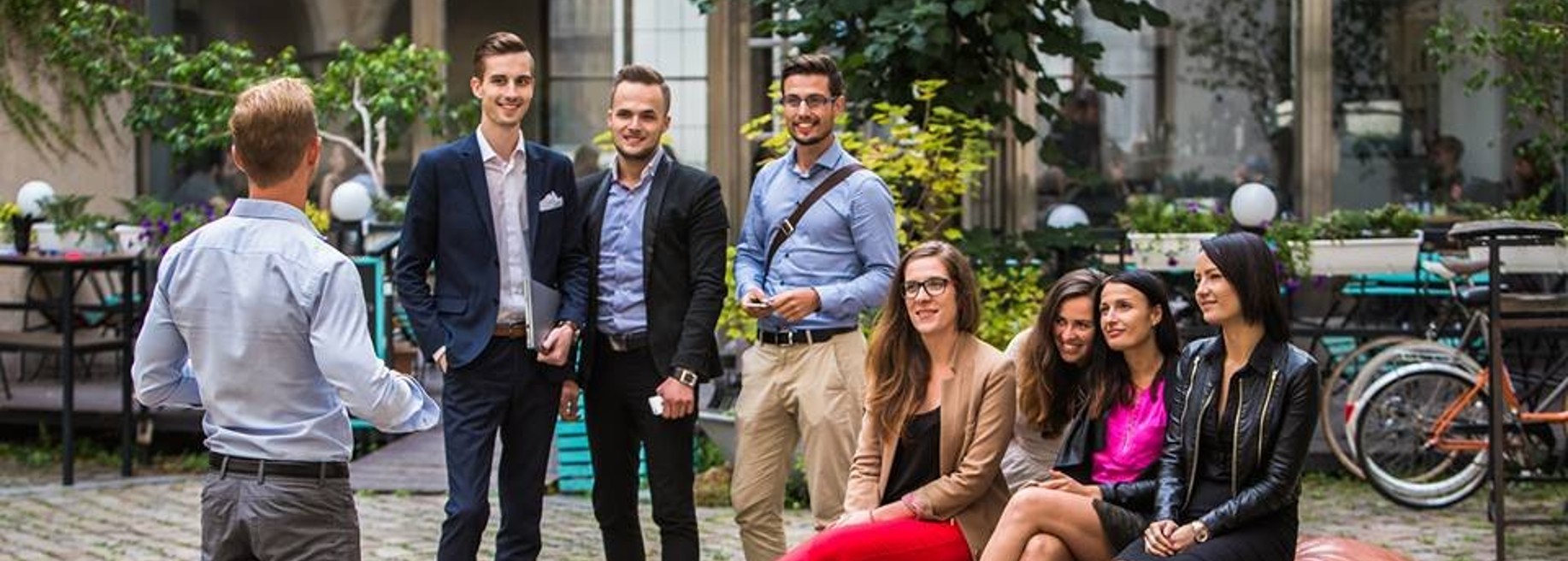 BusinessAnimals.cz - Cover photo