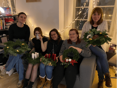 d5b4aa61560ae01e6fa4b2c70f9dec0d.jpg