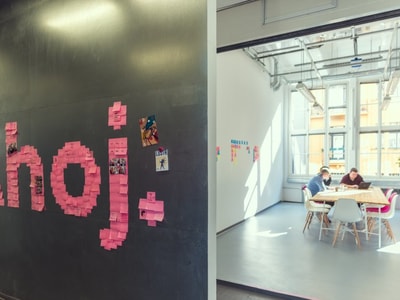 5UXORAJMKVLGjan-5400146314143312.jpg