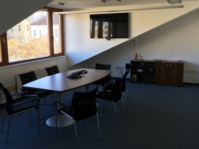 NUABD7UUVMTLoffice4147798168839.jpg
