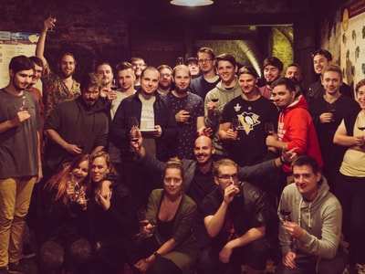 B302ZUGMXK62flowup-vinice-3155248245025.jpg