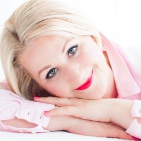 Simona Dostálová