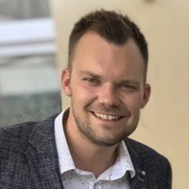 Tomáš