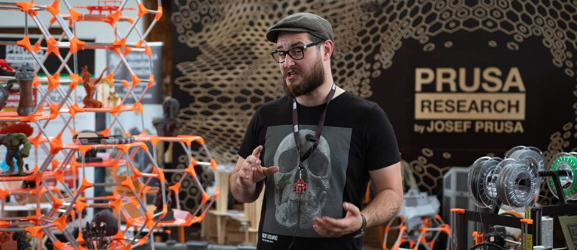 „V ČR je spousta šikovných lidí, které baví tvořit a bastlit. 3D tisk je pro ně životní styl,“ říká Josef Průša, zakladatel Prusa Research